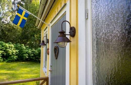 Odskolt House | Villa in Dalsland, family friendly, WIFI, close to nature, fireplace, 3 bedrooms, up to 6 people.