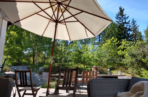 Saltsjo-Duvnas House | Villa in nice suburb of Stockholm, close to lake, archipelago and sea