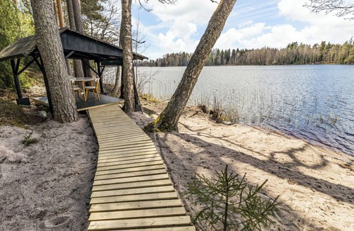 Maentsaelae House | Villa keravanjärvi by Interhome