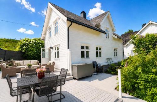 Reed Villa | Villa Lilleheim
