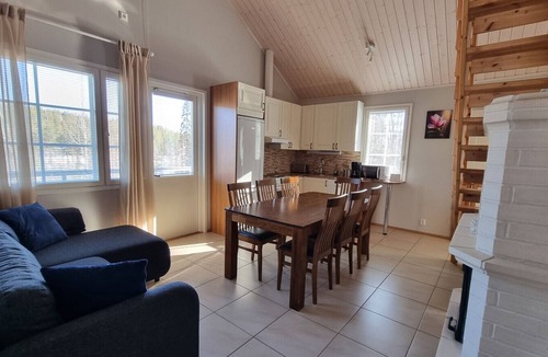 Jamsa Villa | Villa Magnolia 2 - Comfy Villa for 8 with Private Sauna