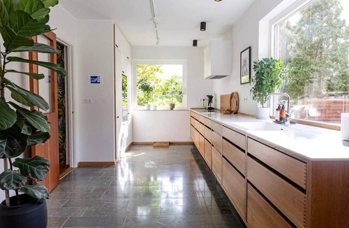 Limhamn Villa | Villa Magnolia Limhamn, retro design w. pool
