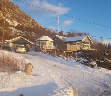 Tjeldsund Villa | Villa Myklebostad