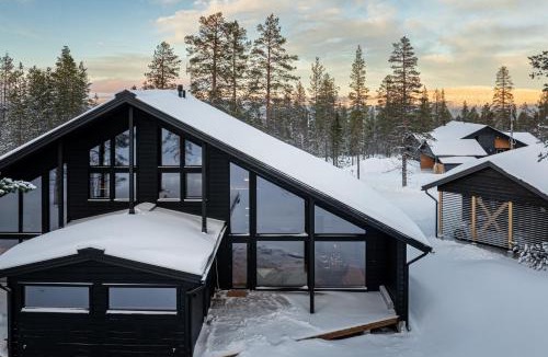 Akaslompolo House | Villa Outi, a Luxurious Villa in Äkäslompolo, Lapland