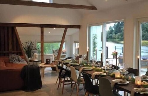 Tveit House | Villa: private beach/hot tub/sauna/canoe, near the zoo