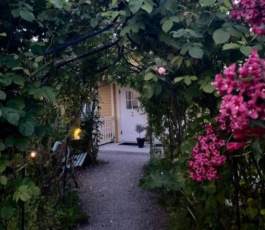 Borgholm Bed & Breakfast | Villa Sol B&B and Hostel
