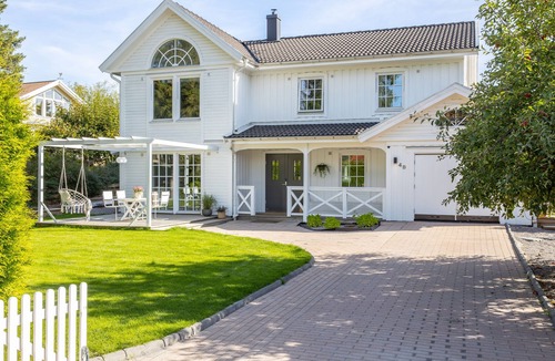 Danderyd Villa | Villa Solsken