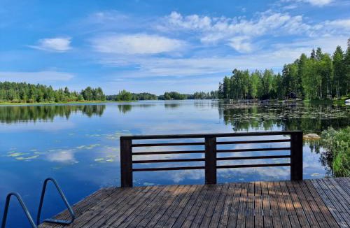Tahkovuori House | Villa Vaarnaranta