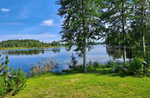 Tahkovuori House | Villa Vaarnaranta