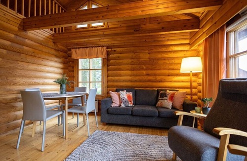 Kuusamo Cabin | Villa Varpunen | 2BR Cabin | Sauna & Fireplace