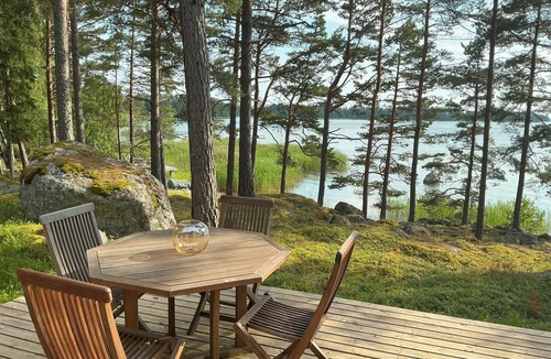 Luvia Villa | Villa Wellingholma – Private Waterfront & Sauna, West Coast of Finland