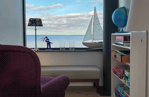 Vadstena House | Villa with lake view over Vättern in Vadstena