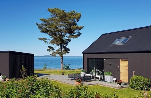 Vadstena House | Villa with lake view over Vättern in Vadstena