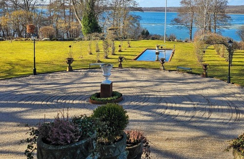 Kristianstad House | Villa with own jetty by limestone lake in Balsvik