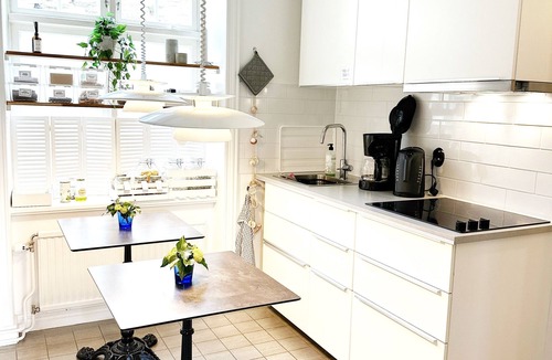 Innerstaden House | Visby - Exclusive stay with pool, ring wall in a historical courtyard & sea view