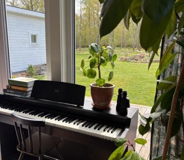 Farjestaden Villa | Vita Huset Öland