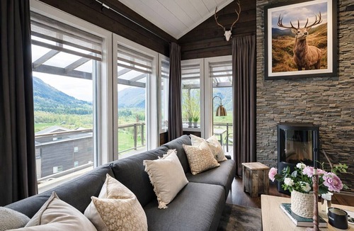 Myrkdalen Apartment | Voss- Myrkdalen|Mountain view |Stunning apartment|Free parking and car charging.