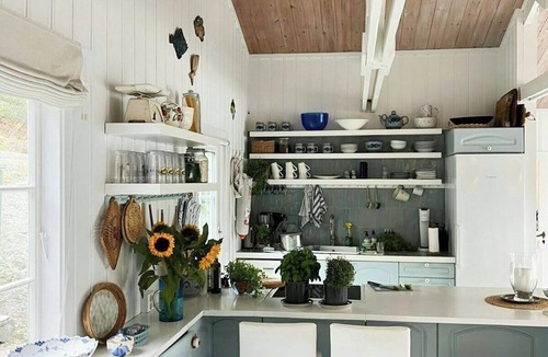 Jomfruland House | Waterfront cabin on idyllic Røsholmen