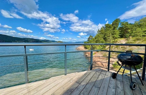 Holmsbu Apartment | Waterfront Apartment, Balcony, Beach ,Near Oslo
