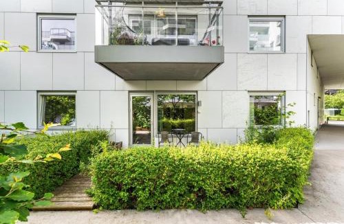 Gamle Oslo Apartment | Waterfront Apartment - Oslo Central - Private Patio