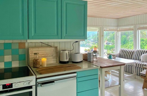 Frogn House | Waterside cabin with boat slips on the Oslofjord