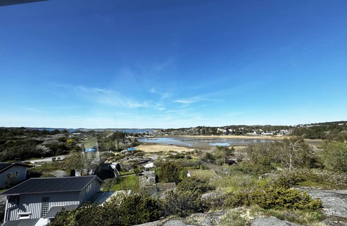 Vastra Frolunda House | Welcome to a charming holiday home in Västra Frölunda |SE08083