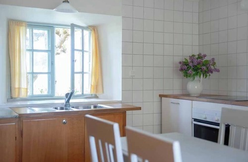 Ljugarn House | Welcome to Gula Gården, a historic gem in the heart of Ljugarn, Gotland