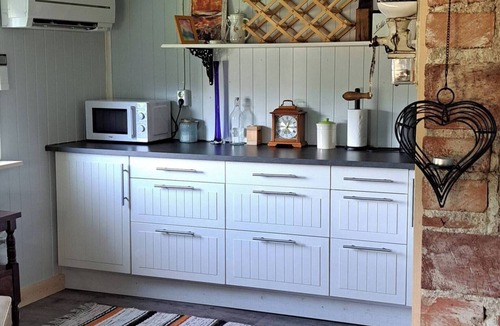 Jamshog House | Welcome to Lillstugan