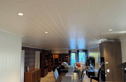 Lyngdal Apartment | Welcome to Paradise.