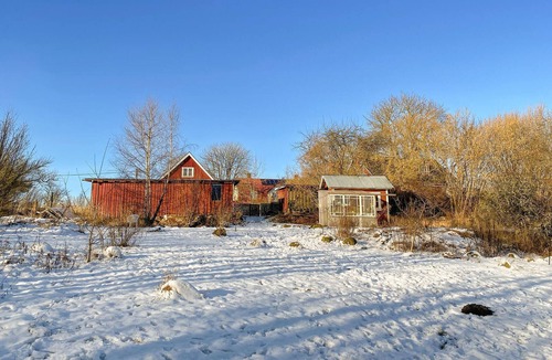 Ballingslov House | Welcome to this appealing vacation home near a lake!