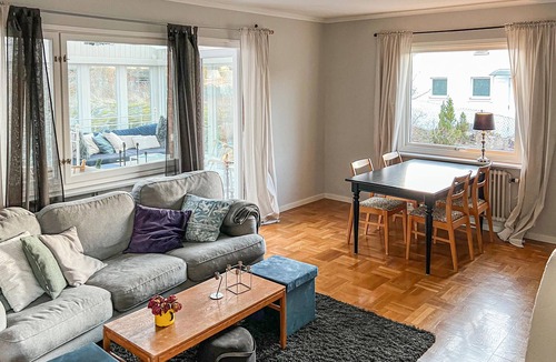 Oxelosund House | Welcome to this attractive cottage near the sea, ideally suited for a family vacation!