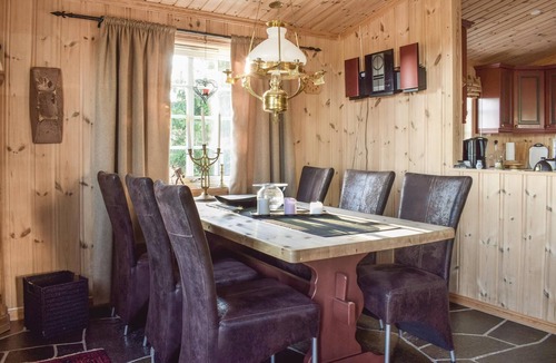 Ringsaker House | Welcome to this beautiful cottage in Natrudstilen.