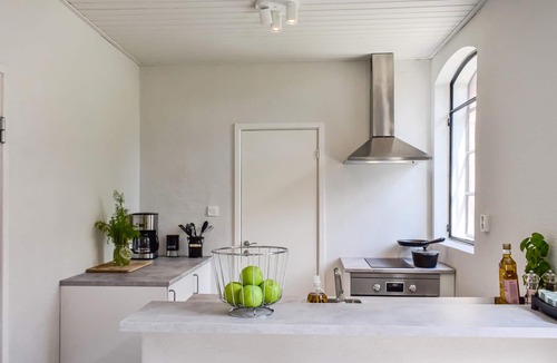 Hammenhog House | Welcome to this cosy holiday apartment on a farm in Vallby in the heart of Österlen.