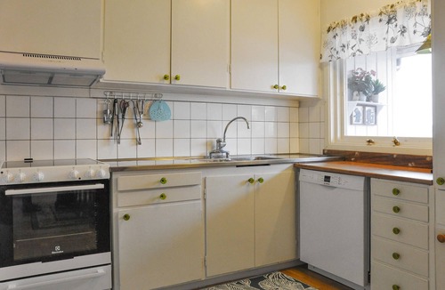 Billingsfors Apartment | Welcome to this inviting vacation apartment near the lake.