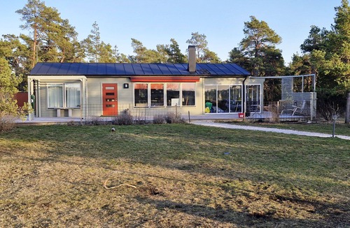 Larbro House | Well-equipped Holiday Home in a Peaceful Setting on Northern Gotland | SE12055
