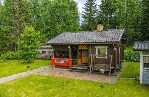 Askola House | Whispering Woods Cabin