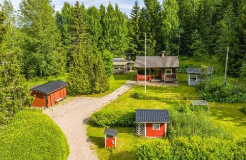 Askola House | Whispering Woods Cabin