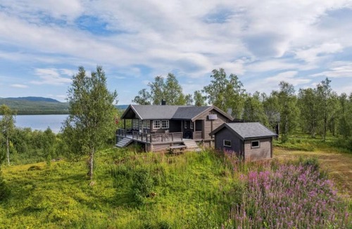 Trany Ski Chalet | Wilderness Villa with the panorama lakeview