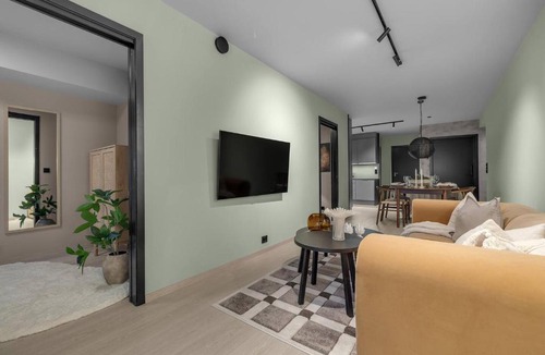Tromsdalen Apartment | Wonderful and warm apartment, with amazing views and parking