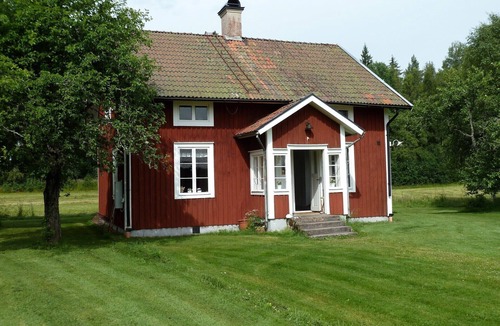 Kristinehamn House | Wonderful Traditional Swedish Farmhouse ~ The Perfect Place To See real Sweden!