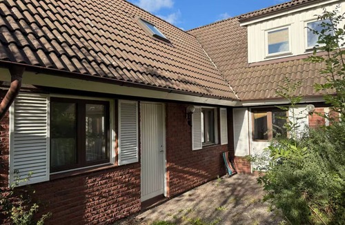 Torslanda Apartment | Worker Housing Volvo - 2 Units - 9 Beds - Parking lot