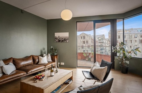 Gamle Oslo Apartment | WOW! Fjord View - designer apartment, 2 bedrooms, sleeps 6 people