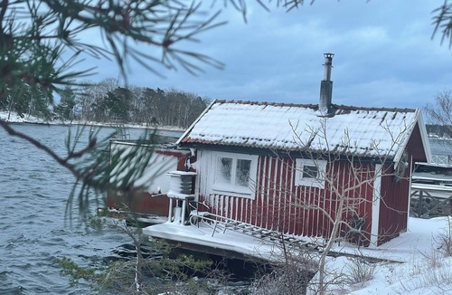 Lidingo Cottage | Writer's cottage in the inner archipelago