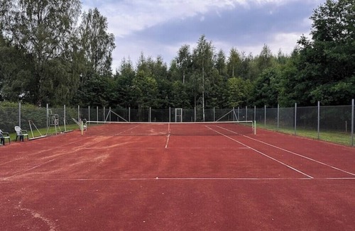 Dorarp House | XL mancave Ljud Ljus DJ utrustning, eldstad, bastu, sjö, brygga, massagefåtölj