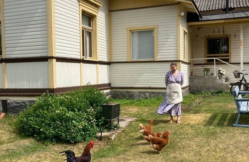Tiainen Villa | Yöveden Ateljeekoti