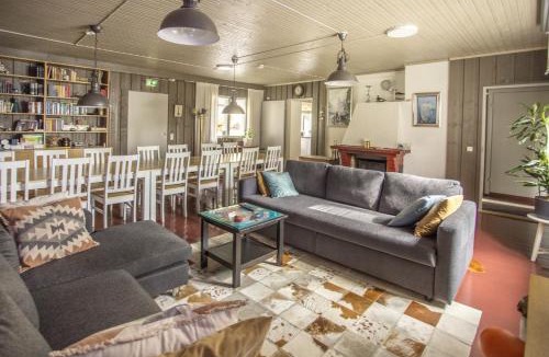 Jamsa House | Yksityinen järvenrantakohde ryhmille sauna, luonto ja oma rauha