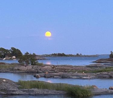 Kemionsaari Villa | Yksityinen saari ulkomerellä!