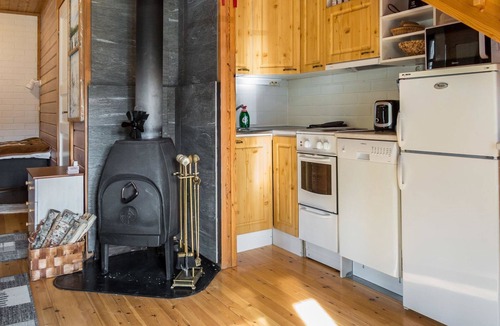 Yllasjarvi House | Yllästokka 5 by Interhome