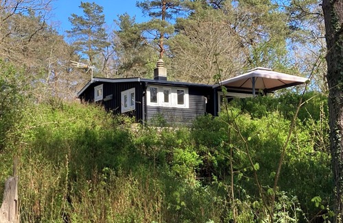 Karlshamn Cottage | Your summer paradise on the rocks next to the archipelago coast and wild forest