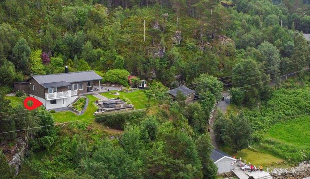 1 Bedroom Beach Front Apartment In Øydegard